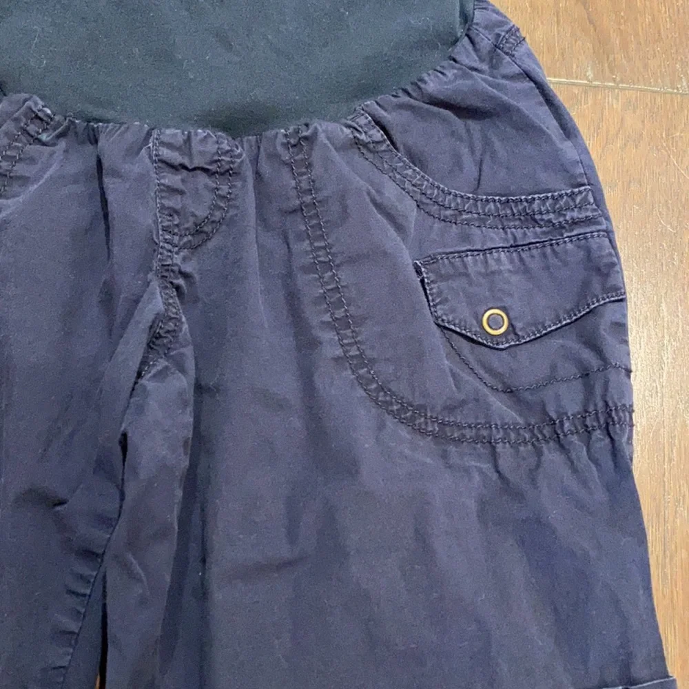 Women's Navy Maternity Pants (SO COMFORTABLE!!) - Picture 2 of 12